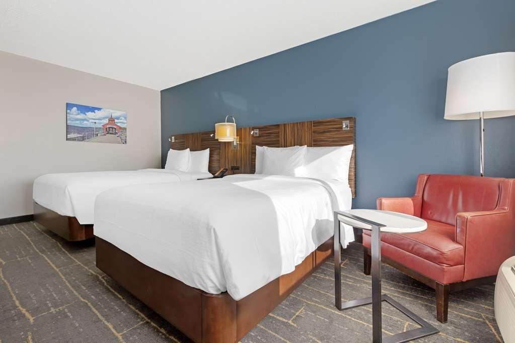The Lux Hotel & Conference Center, Ascend Hotel Collection 滑铁卢 客房 照片