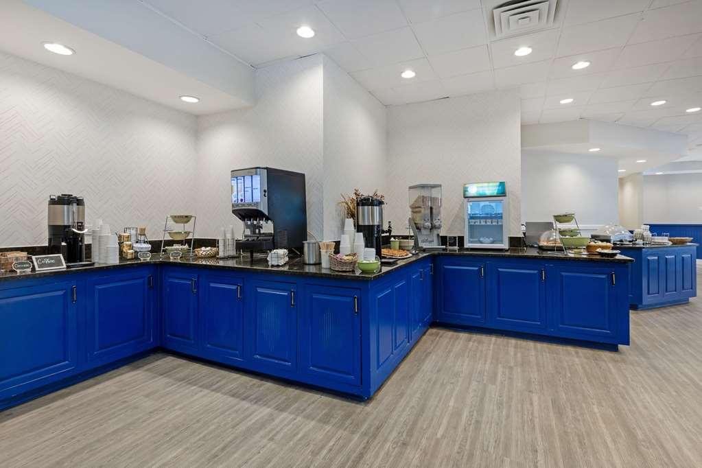 The Lux Hotel & Conference Center, Ascend Hotel Collection 滑铁卢 餐厅 照片