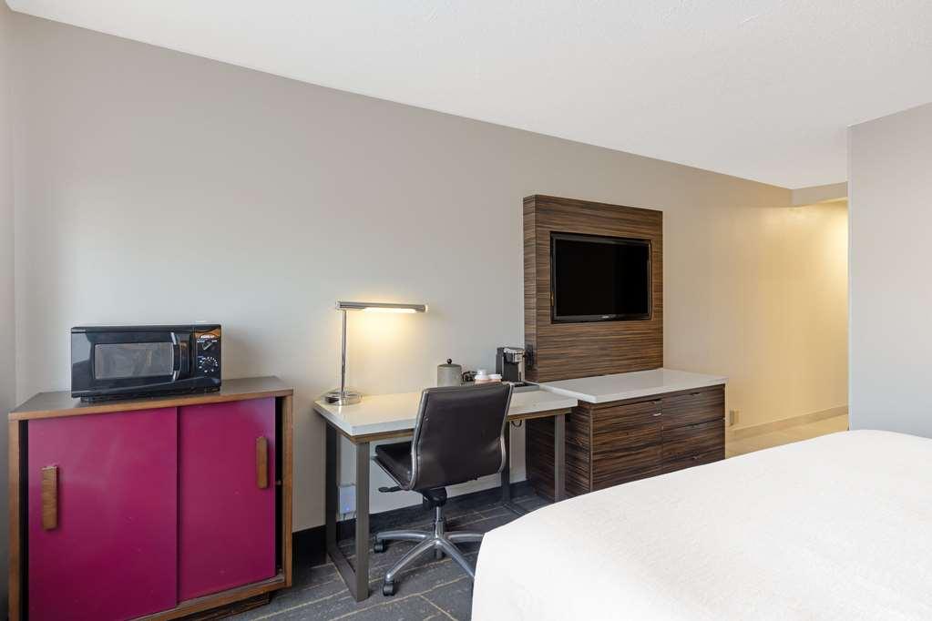 The Lux Hotel & Conference Center, Ascend Hotel Collection 滑铁卢 客房 照片