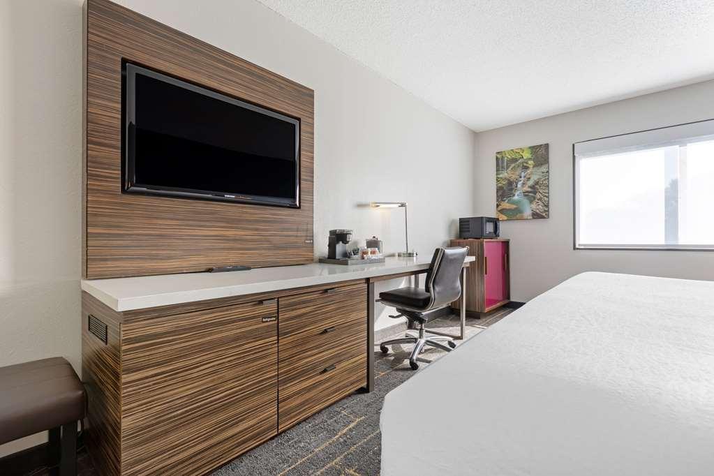 The Lux Hotel & Conference Center, Ascend Hotel Collection 滑铁卢 客房 照片